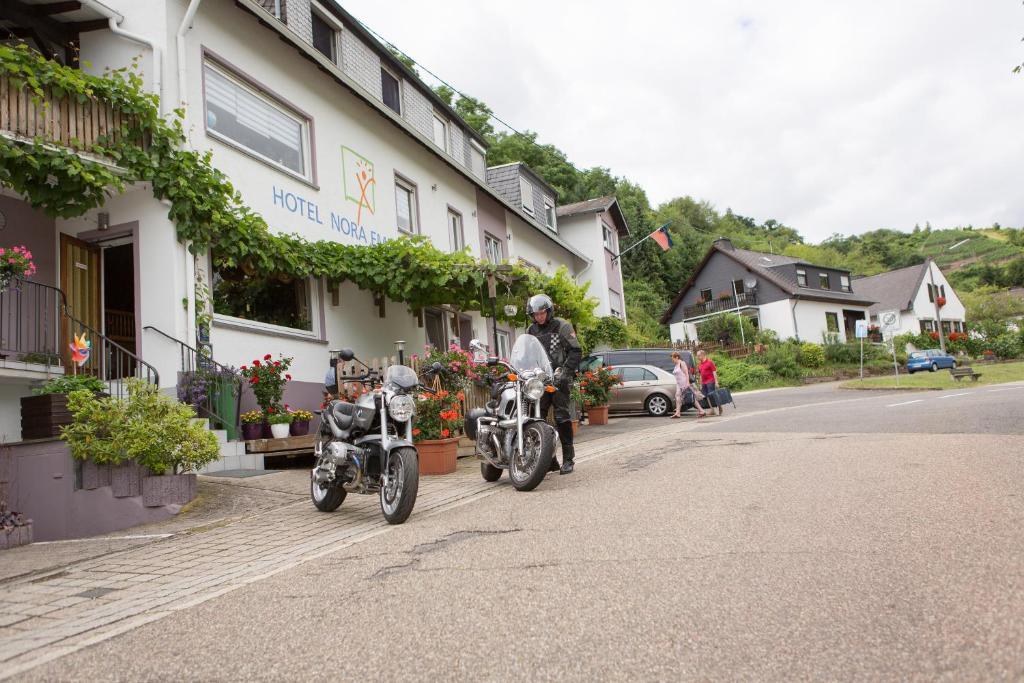 Hotel Emmerich Winningen Exterior foto